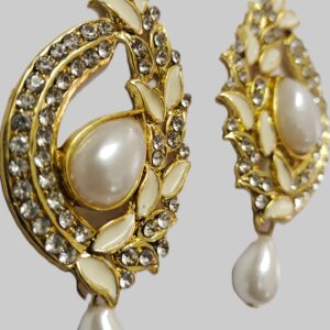 Rajasthani white Gemstone Drop Earrings – Gemstone Close-up