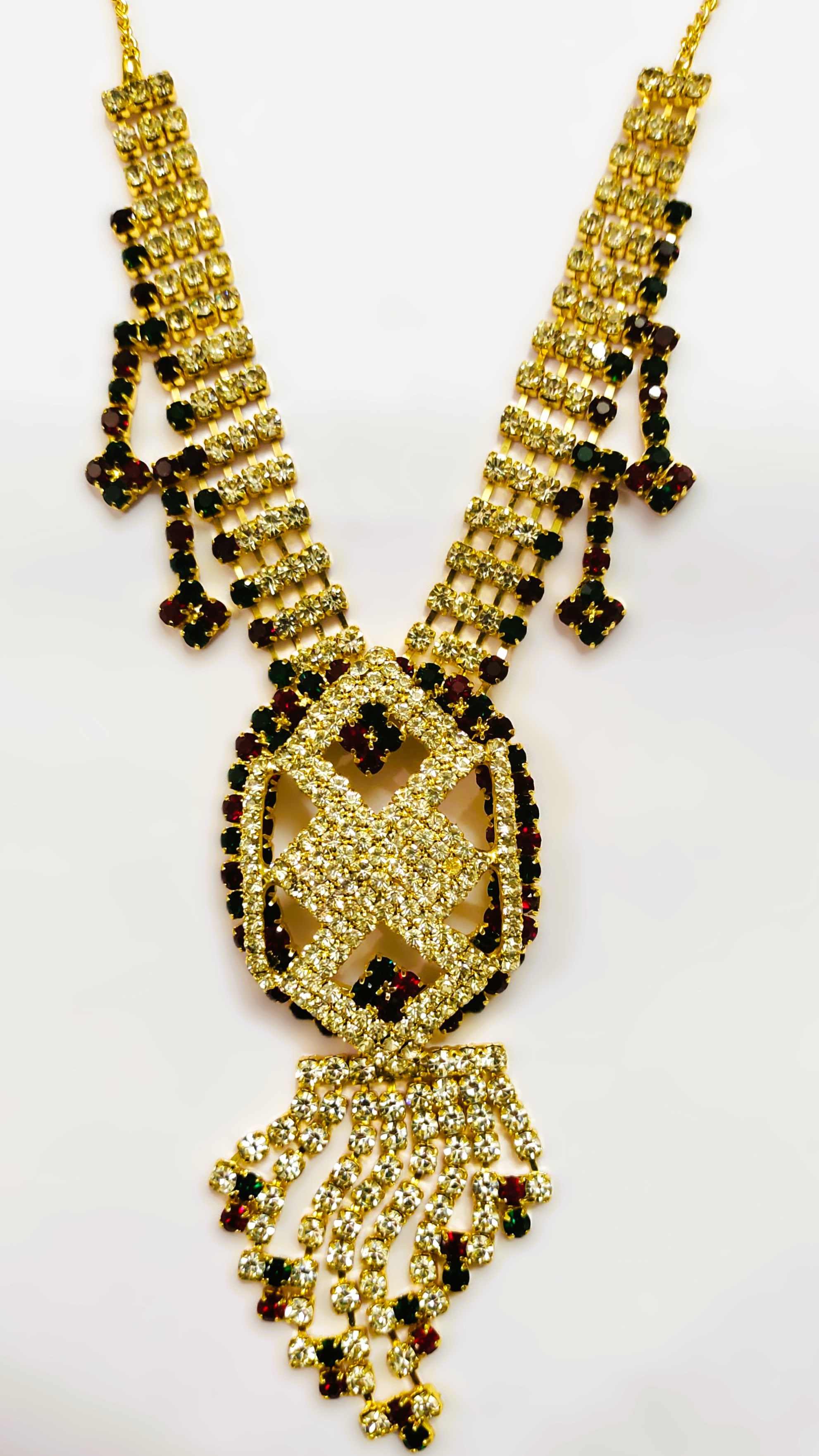 Close-up of the floral pendant on the Rajasthani Gold-Plated Floral Necklace Set